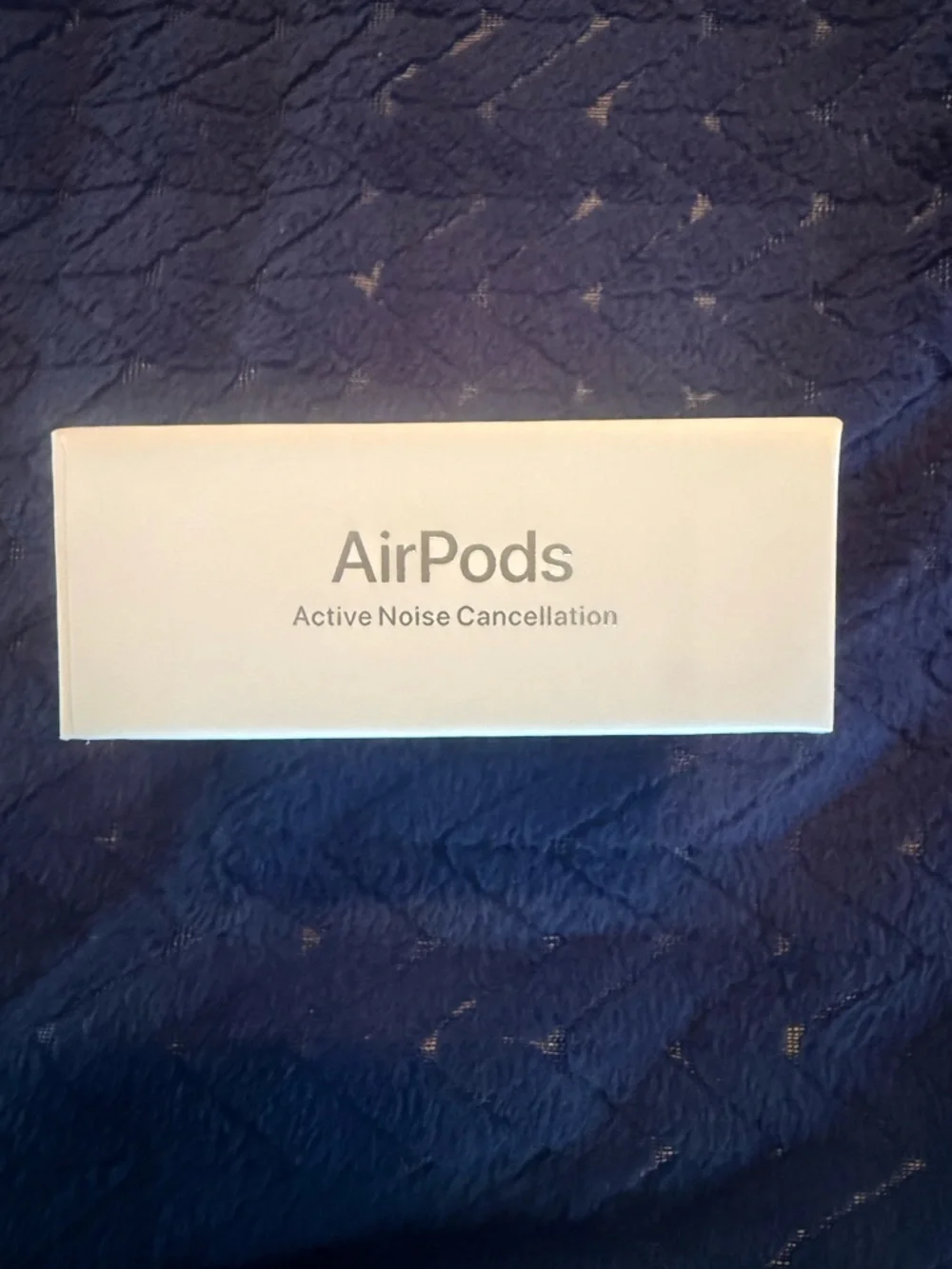 Apple White AirPods 4 Wireless Earbuds with Charging Case